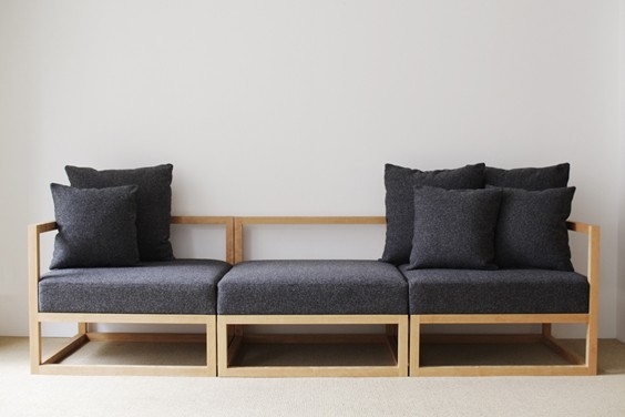 Купити Великий модульний диван із 3 блоків із зрубу дерева