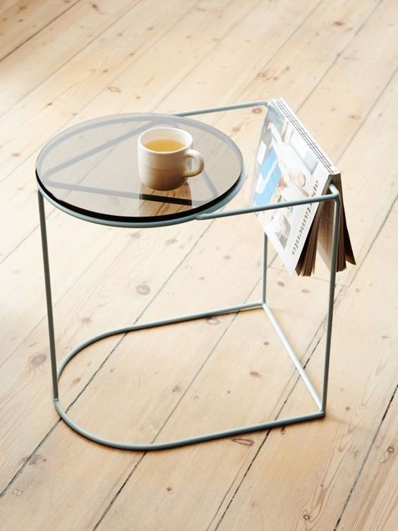 Невеликий кавовий столик у стилі LOFT