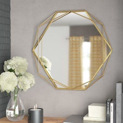 Кругле дзеркало на стіну з унікальним обрамленням