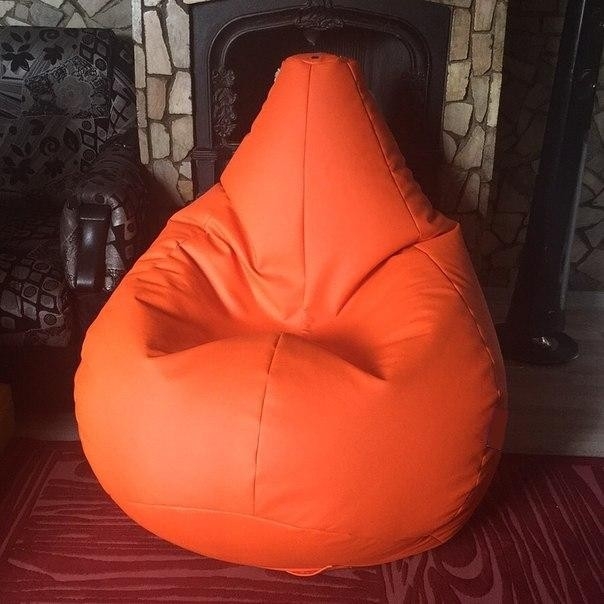 Крісло груша яскравого оранжевого кольору