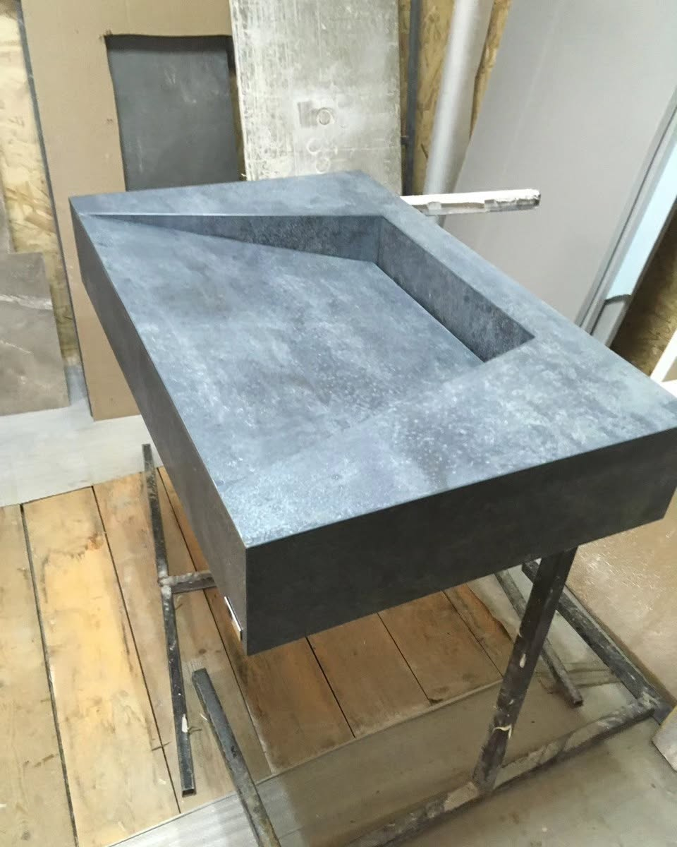 Купити тумбу під умивальник лофт із керамаграніту