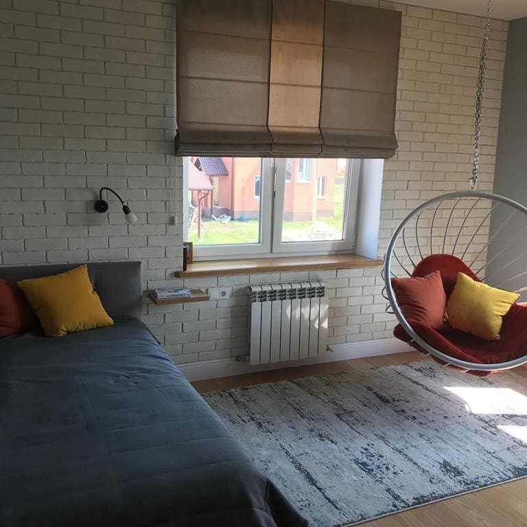 Крісло до стелі для спальні в стилі лофт